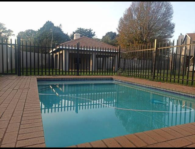 1 BEDROOM PROPERTY TO RENT IN BRENTHURST
